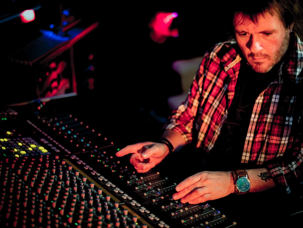 Mike Exeter at Woodworm Studios July 2015