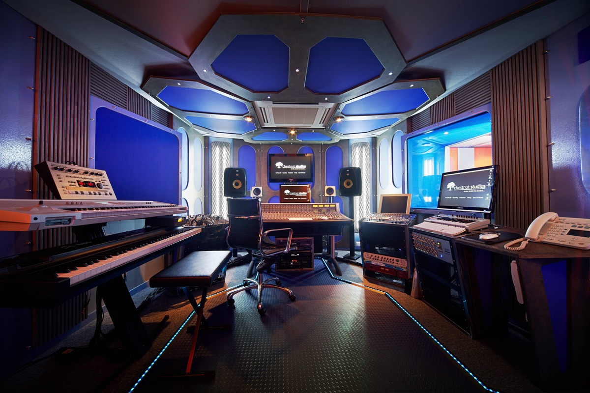 Chestnut Studios - futuristic looking London recording studio