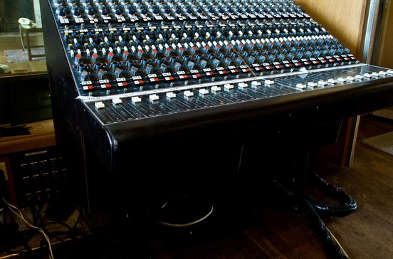 Great Linford Manor Studios photo gallery