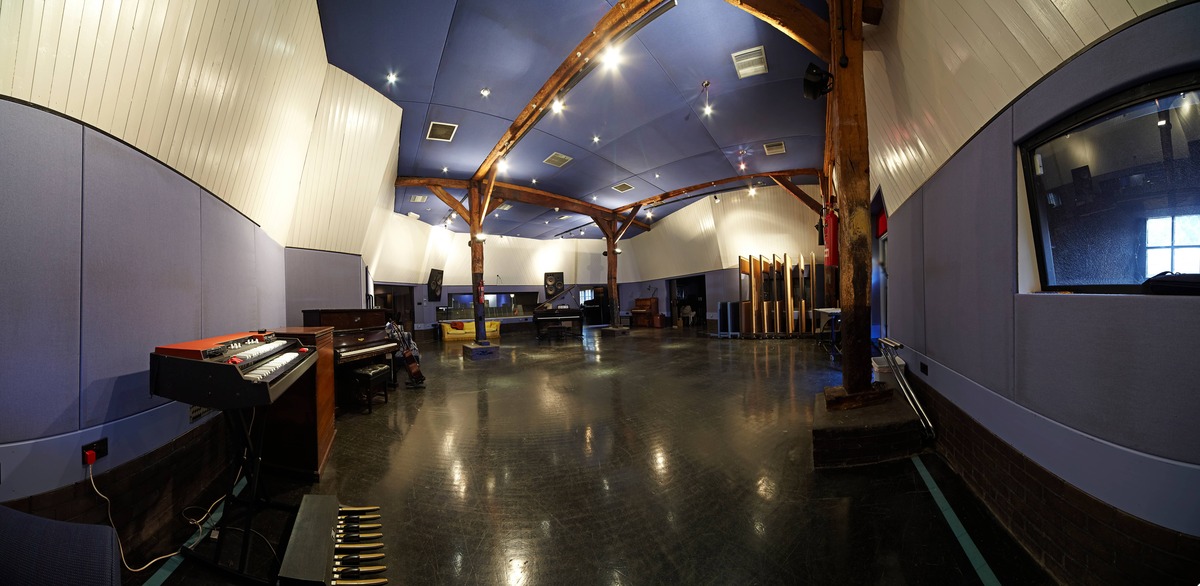 main image