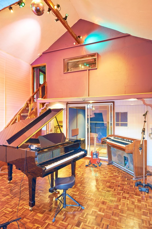 main image